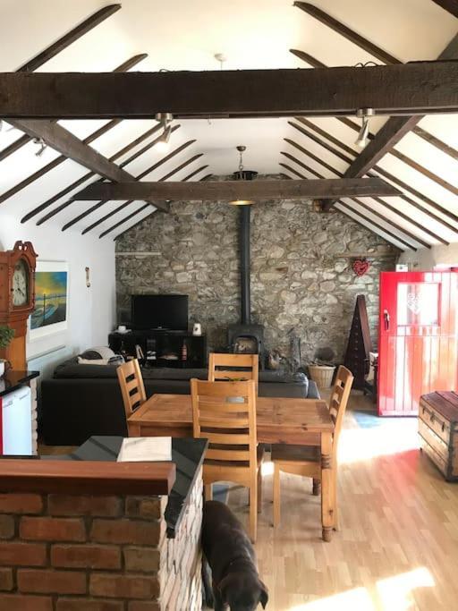 Stone Wall Cottage Castlewellan Exterior photo